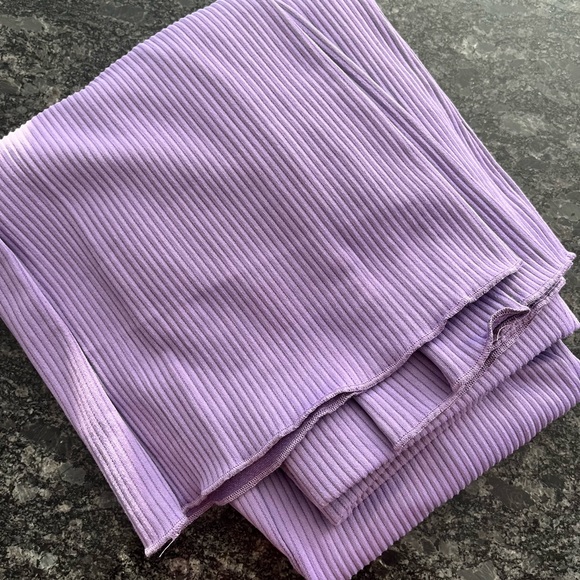 bright purple stretchy pants - Picture 2 of 3